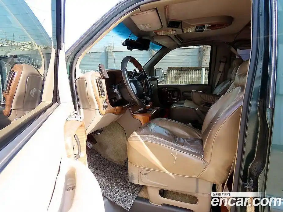 Chevrolet Chevy Van 2002 5.7 Автомат в Москве № 375852, фото 5