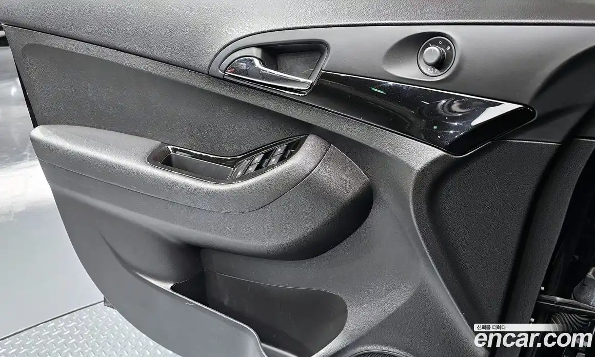 Chevrolet Orlando 2016 2.0 Автомат в Москве № 38507, фото 9