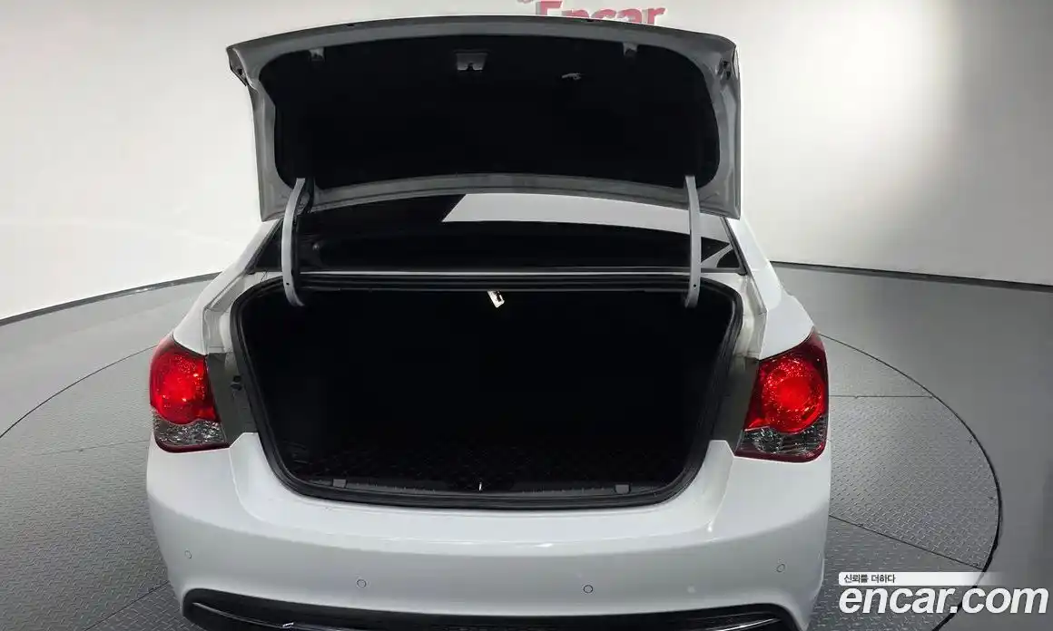 Chevrolet Cruze 2014 1.8 Автомат в Москве № 390280, фото 19