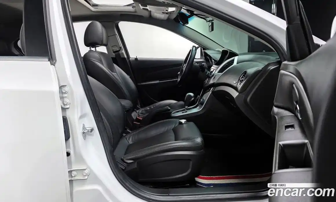 Chevrolet Cruze 2014 1.8 Автомат в Москве № 390280, фото 9