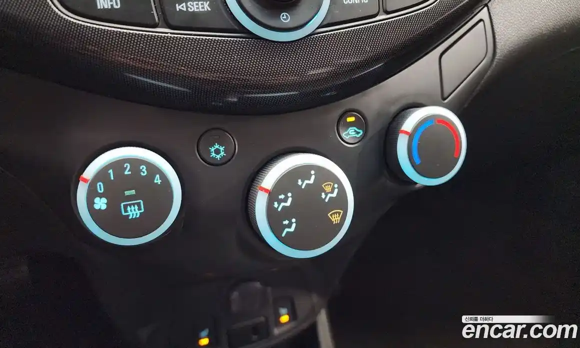 Chevrolet Spark 2014 1.0 Автомат в Москве № 39776, фото 13