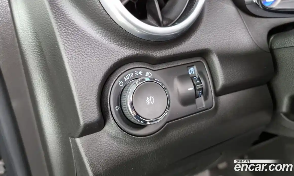 Chevrolet Trax 2016 1.6 Автомат в Москве № 40046, фото 10