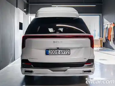 Kia Canival 2024 1.6 Автомат в Москве № 400850, миниатюра 4