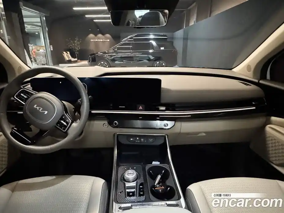 Kia Canival 2024 1.6 Автомат в Москве № 400850, фото 9