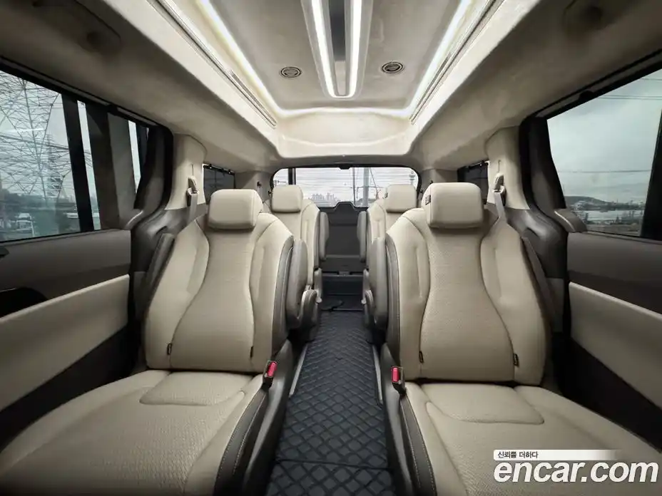 Kia Canival 2024 1.6 Автомат в Москве № 400850, фото 10