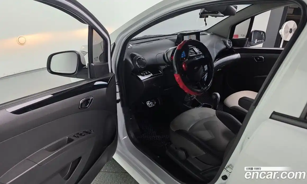 Chevrolet Spark 2015 1.0 Автомат в Москве № 40314, фото 3