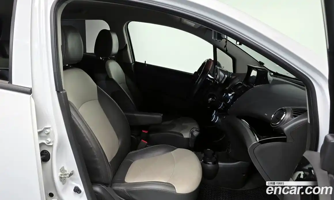 Chevrolet Spark 2015 1.0 Автомат в Москве № 40314, фото 6