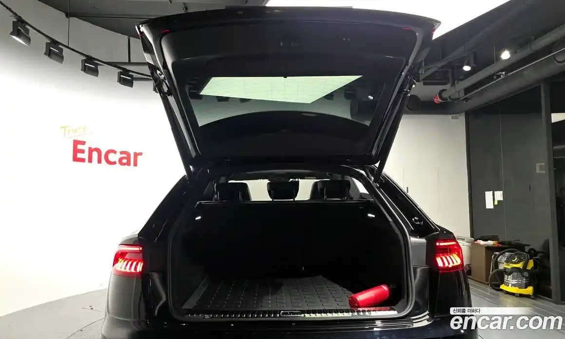 Audi Q8 2021 3.0 Автомат в Москве № 414412, фото 20