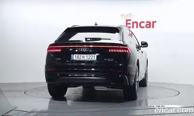 Audi Q8 2021 3.0 Автомат в Москве № 414412, миниатюра 4