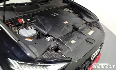 Audi Q8 2021 3.0 Автомат в Москве № 414412, миниатюра 6