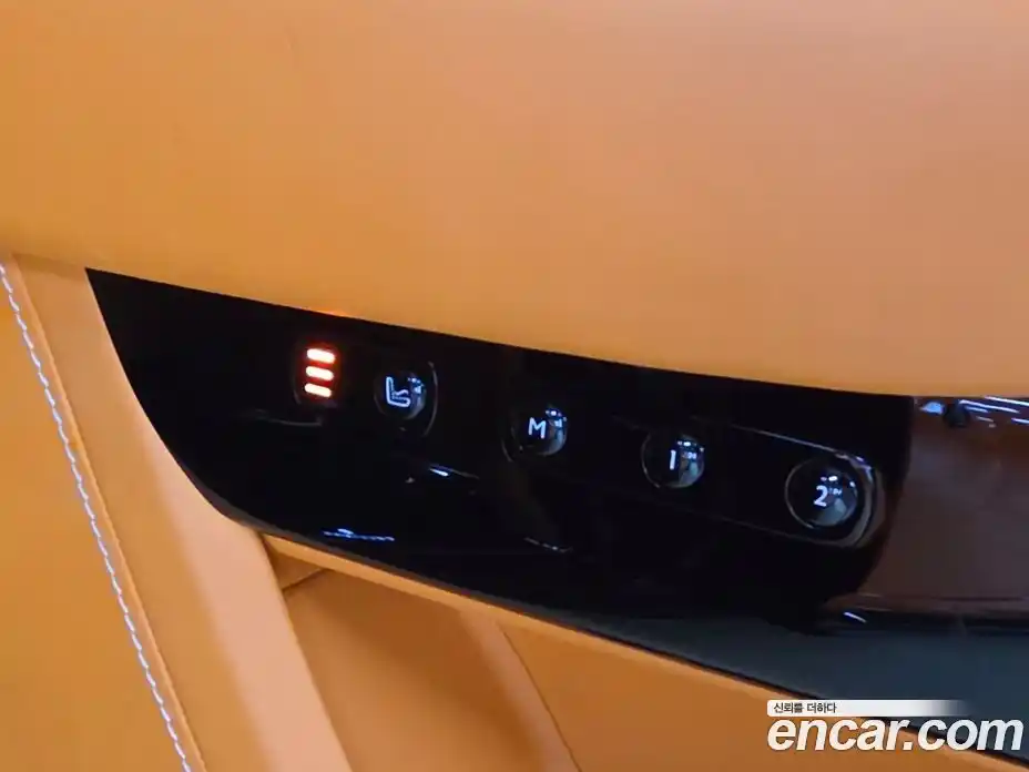 Rolls-Royce Cullinan 2020 6.7 Автомат в Москве № 418281, фото 16