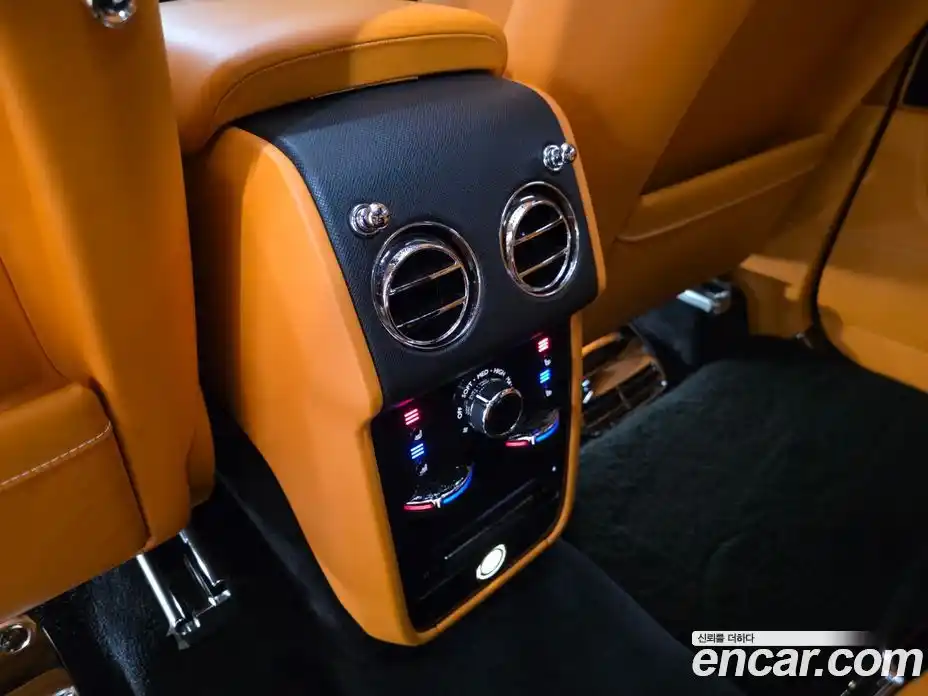 Rolls-Royce Cullinan 2020 6.7 Автомат в Москве № 418281, фото 17