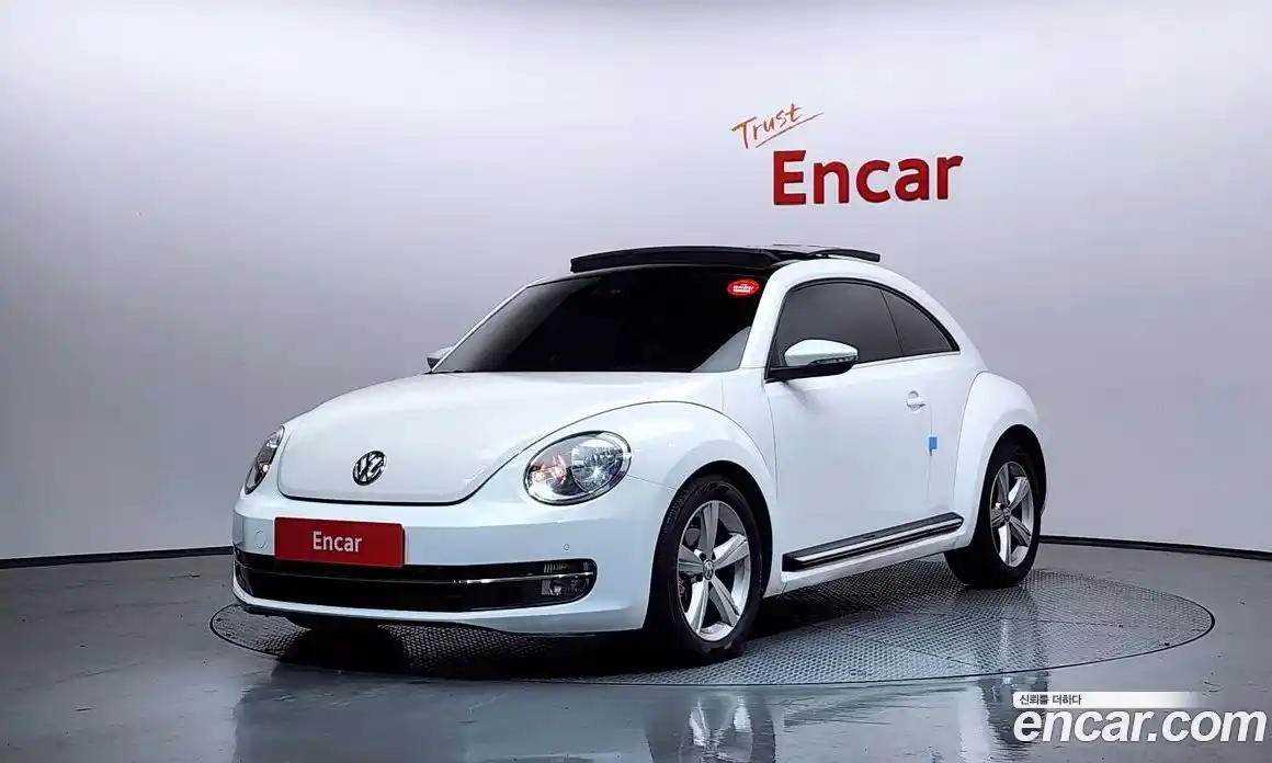 Volkswagen Beatle 2013 2.0 Автомат в Москве № 432441, фото 1