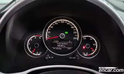 Volkswagen Beatle 2013 2.0 Автомат в Москве № 432441, миниатюра 8