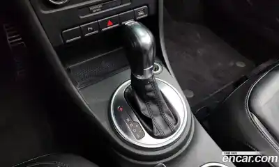 Volkswagen Beatle 2013 2.0 Автомат в Москве № 432441, миниатюра 9