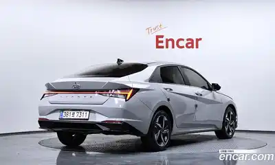 Hyundai Avante 2023 1.6 Автомат в Москве № 450198, миниатюра 2