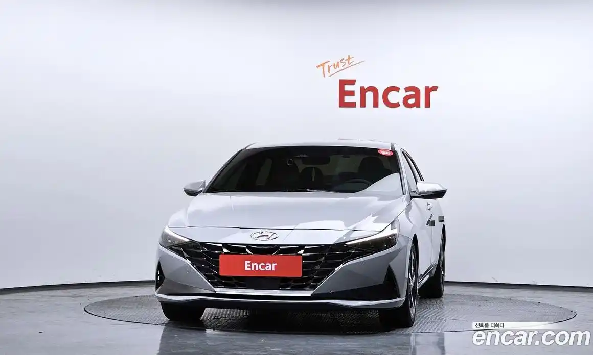 Hyundai Avante 2023 1.6 Автомат в Москве № 450198, фото 3