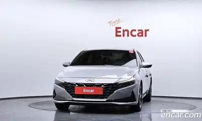 Hyundai Avante 2023 1.6 Автомат в Москве № 450198, миниатюра 3