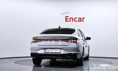 Hyundai Avante 2023 1.6 Автомат в Москве № 450198, миниатюра 4