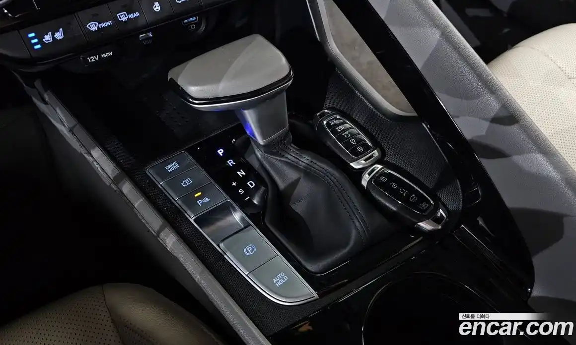 Hyundai Avante 2023 1.6 Автомат в Москве № 450198, фото 9