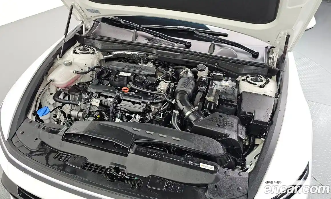 Hyundai Sonata 2024 1.6 Автомат в Москве № 457686, фото 6