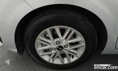 Kia Morning 2022 1.0 Автомат в Москве № 460244, миниатюра 5