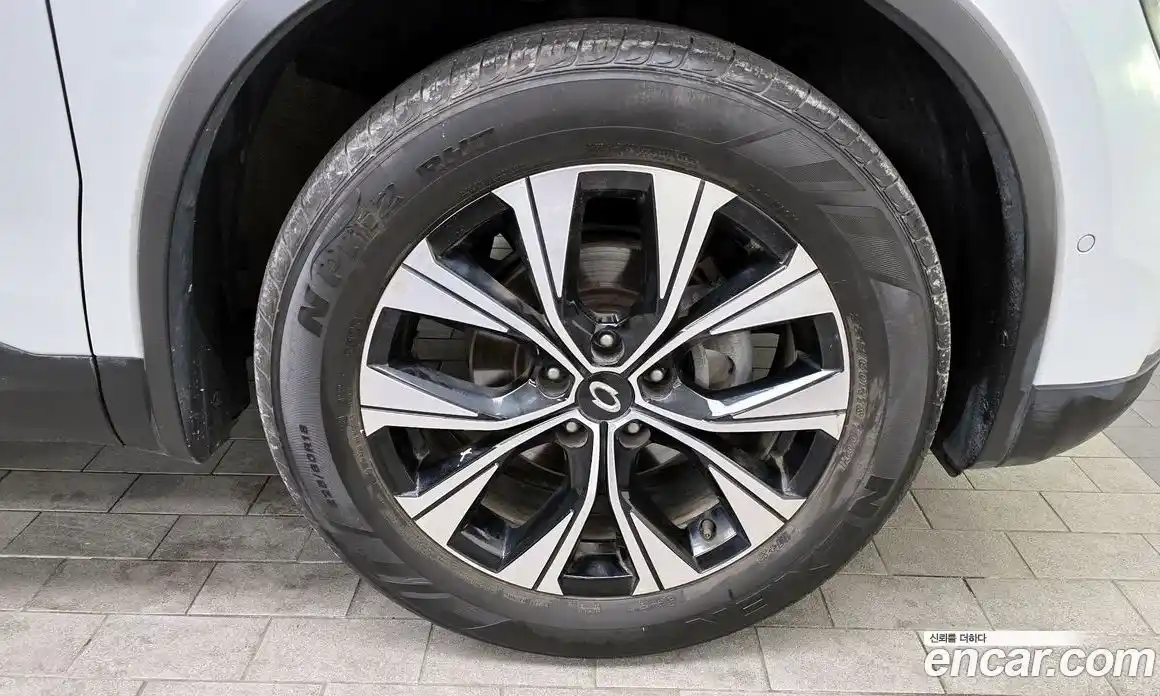 Renault QM6 2023 2.0 Автомат в Москве № 462980, фото 5