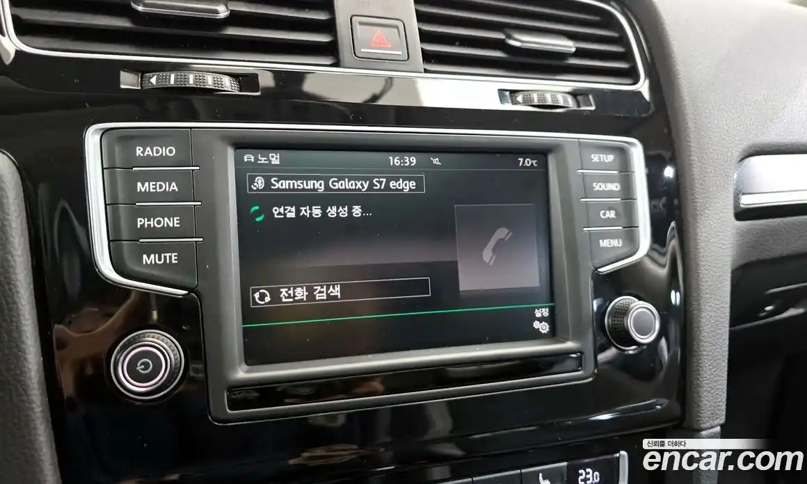 Volkswagen Golf 2016 2.0 Автомат в Москве № 465389, фото 16