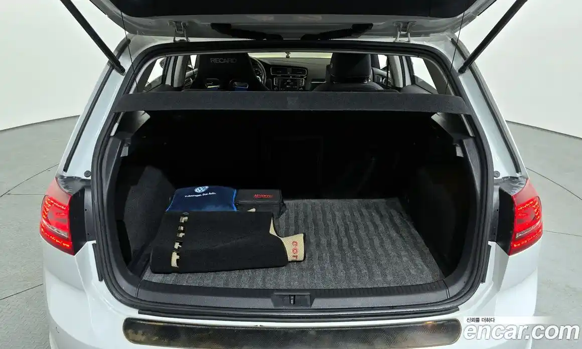 Volkswagen Golf 2016 2.0 Автомат в Москве № 465389, фото 20