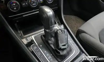 Volkswagen Golf 2016 2.0 Автомат в Москве № 465389, миниатюра 9