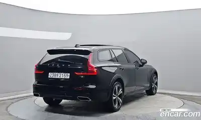 Volvo V60 2020 2.0 Автомат в Москве № 470144, миниатюра 4