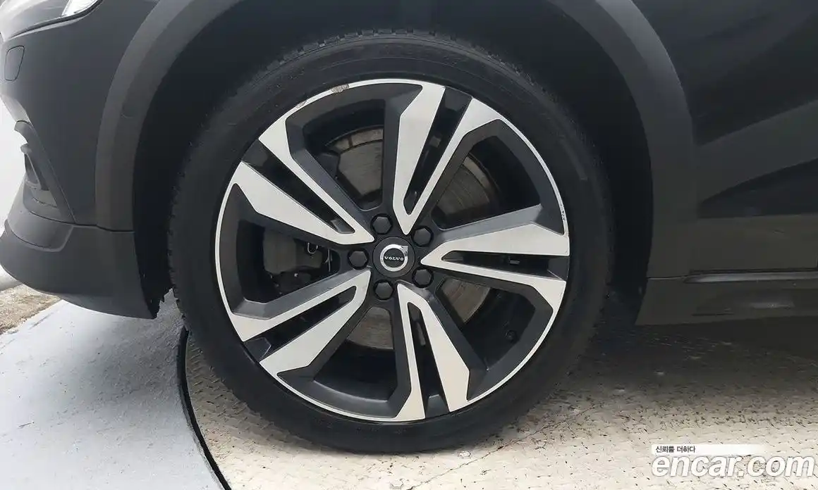 Volvo V60 2020 2.0 Автомат в Москве № 470144, фото 5