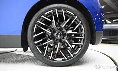 Mini Cooper 2024 0.1 в Москве № 491250, миниатюра 5