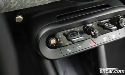 Mini Cooper 2024 0.1 в Москве № 491250, миниатюра 9