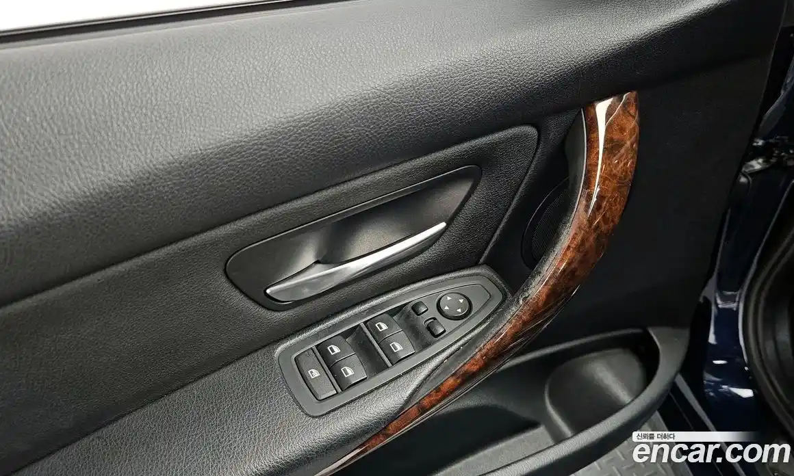 BMW 3-Series 2013 2.0 Автомат в Москве № 491807, фото 17