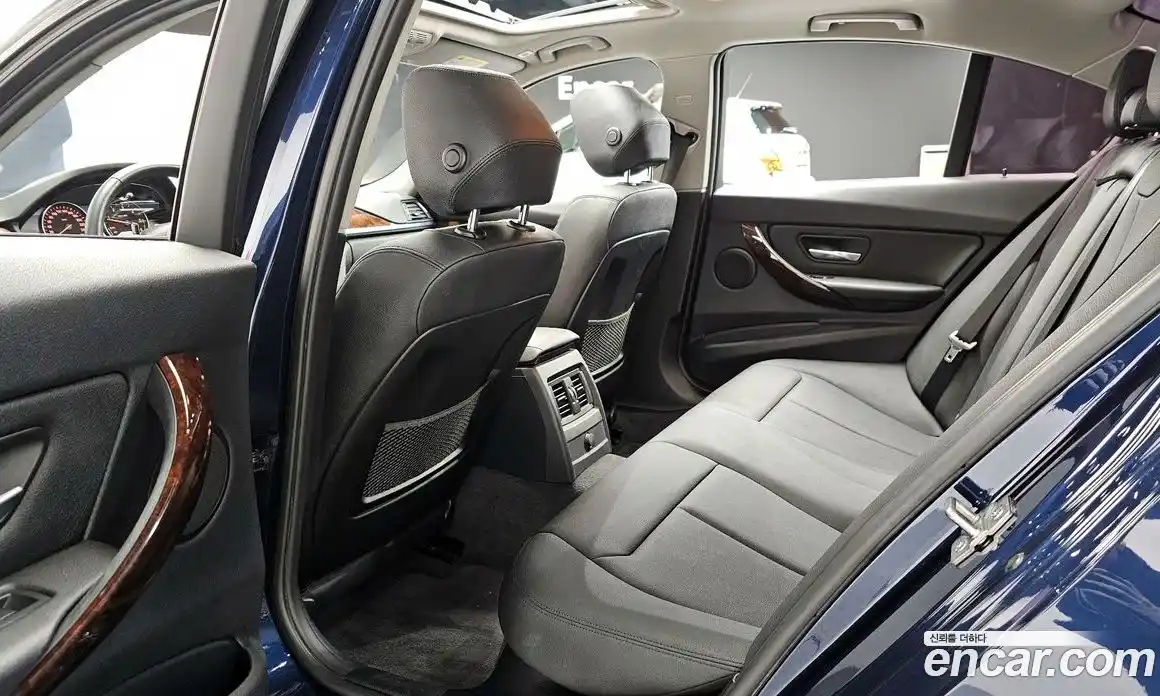 BMW 3-Series 2013 2.0 Автомат в Москве № 491807, фото 10