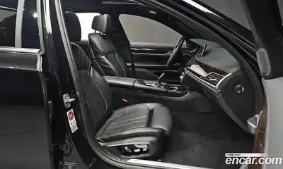 BMW 7-Series 2016 3.0 Автомат в Москве № 493254, миниатюра 10