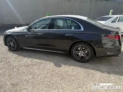 Mercedes-Benz E-Class 2026 2.0 Автомат в Москве № 493546, миниатюра 3