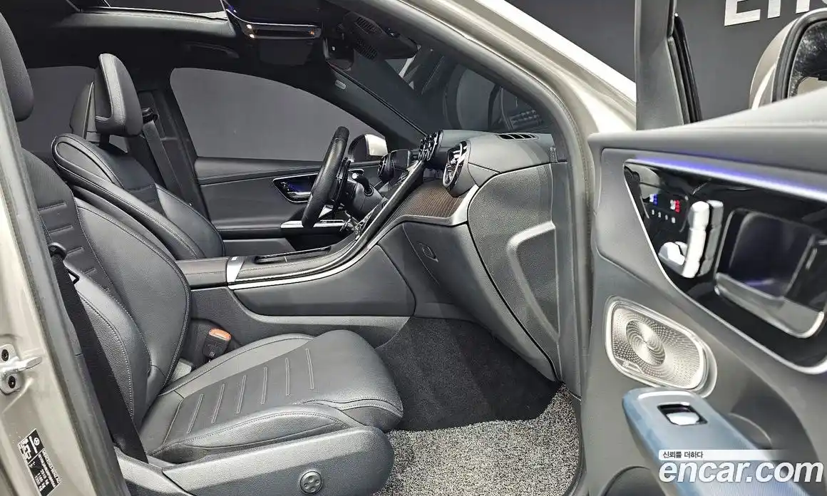 Mercedes-Benz GLC-Class 2024 2.0 Автомат в Москве № 494293, фото 10