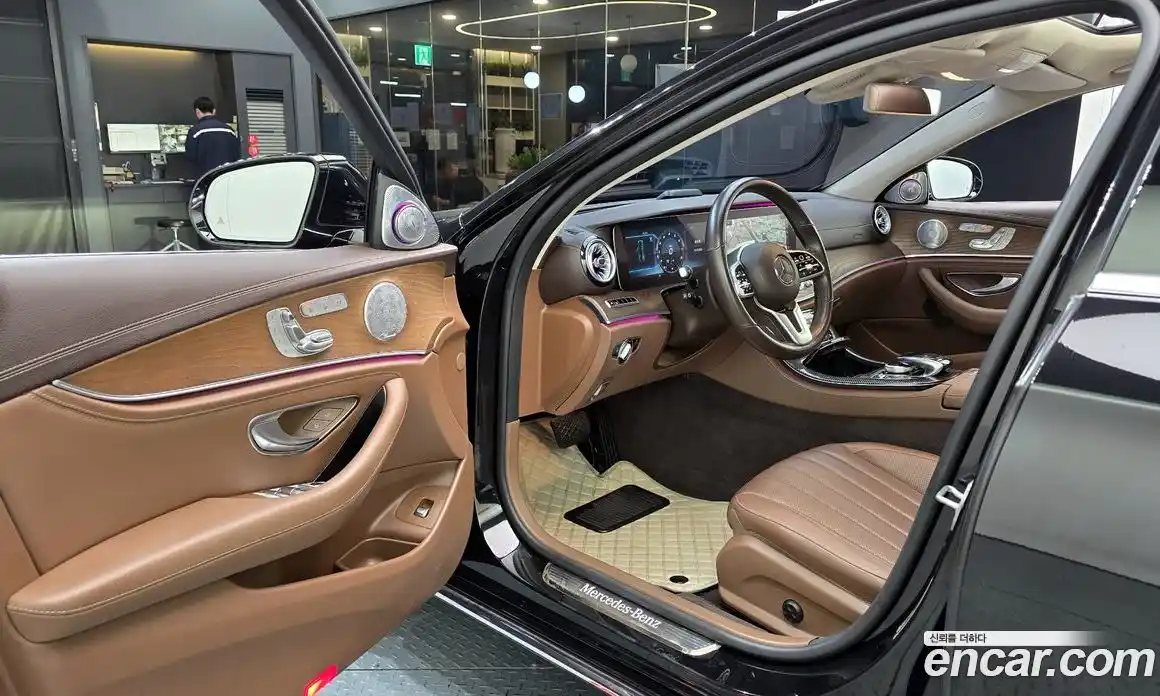 Mercedes-Benz E-Class 2019 2.0 Автомат в Москве № 495509, фото 11