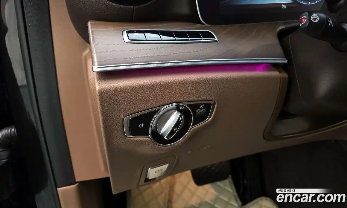 Mercedes-Benz E-Class 2019 2.0 Автомат в Москве № 495509, фото 13