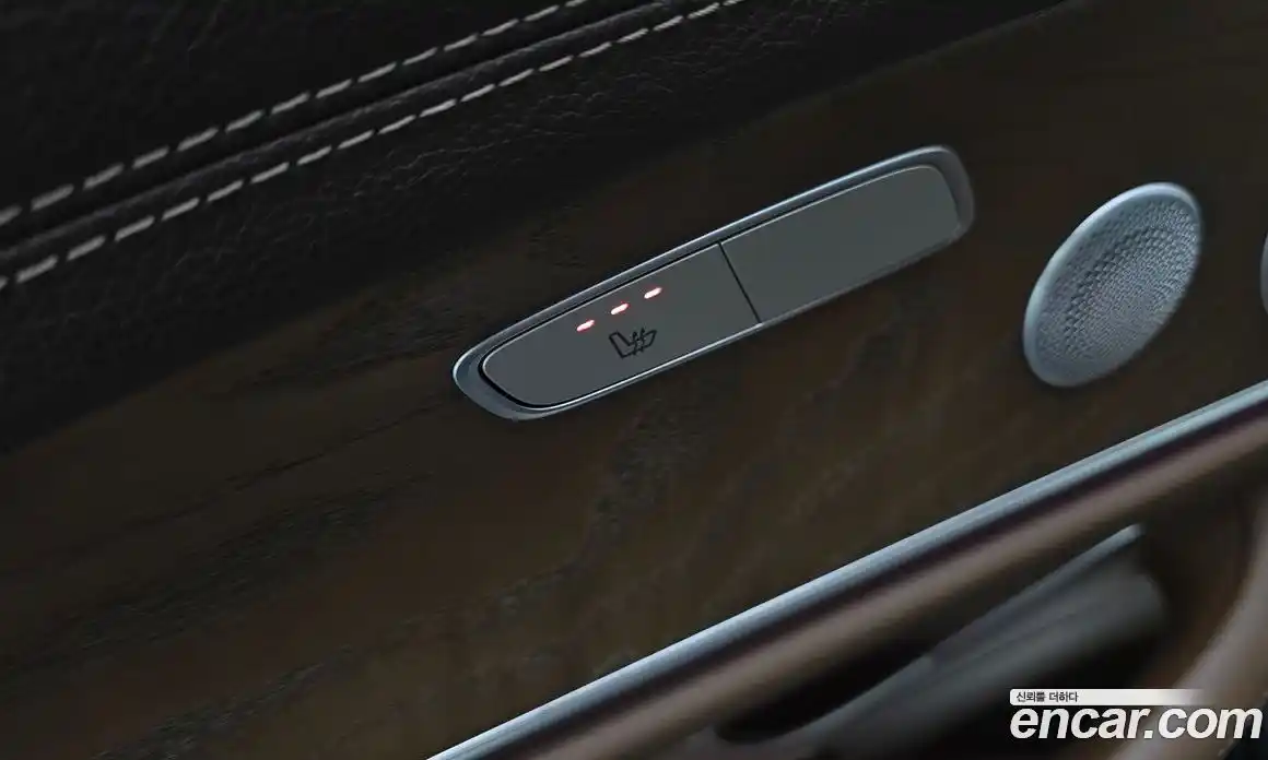 Mercedes-Benz E-Class 2019 2.0 Автомат в Москве № 495509, фото 17