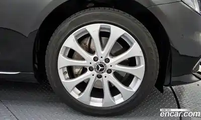 Mercedes-Benz E-Class 2019 2.0 Автомат в Москве № 495509, миниатюра 5