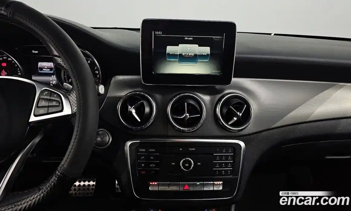 Mercedes-Benz CLA-Class 2018 2.0 Автомат в Москве № 495609, фото 15