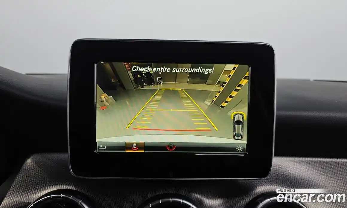 Mercedes-Benz CLA-Class 2018 2.0 Автомат в Москве № 495609, фото 17