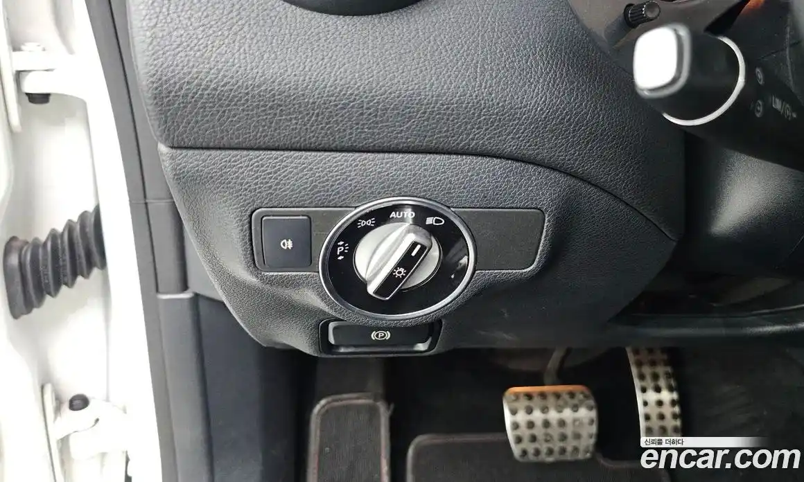 Mercedes-Benz CLA-Class 2018 2.0 Автомат в Москве № 495609, фото 20