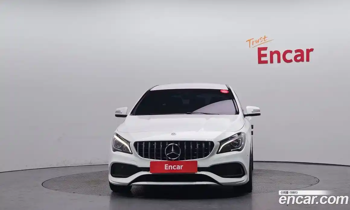 Mercedes-Benz CLA-Class 2018 2.0 Автомат в Москве № 495609, фото 3