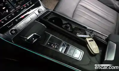 Audi A6 2023 2.0 Автомат в Москве № 496222, миниатюра 9