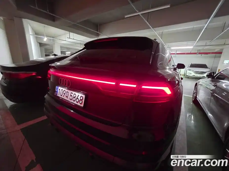 Audi Q8 2025 3.0 Автомат в Москве № 497276, фото 9