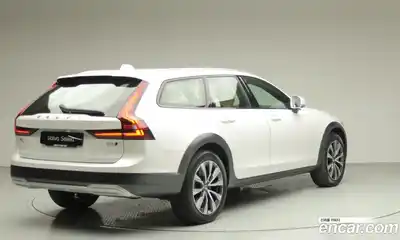 Volvo V90 2025 2.0 Автомат в Москве № 497848, миниатюра 4